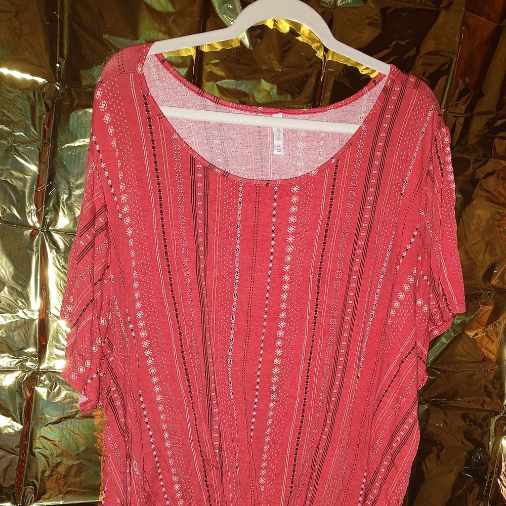 Xhilaration Women's Top Size 4X Used.
